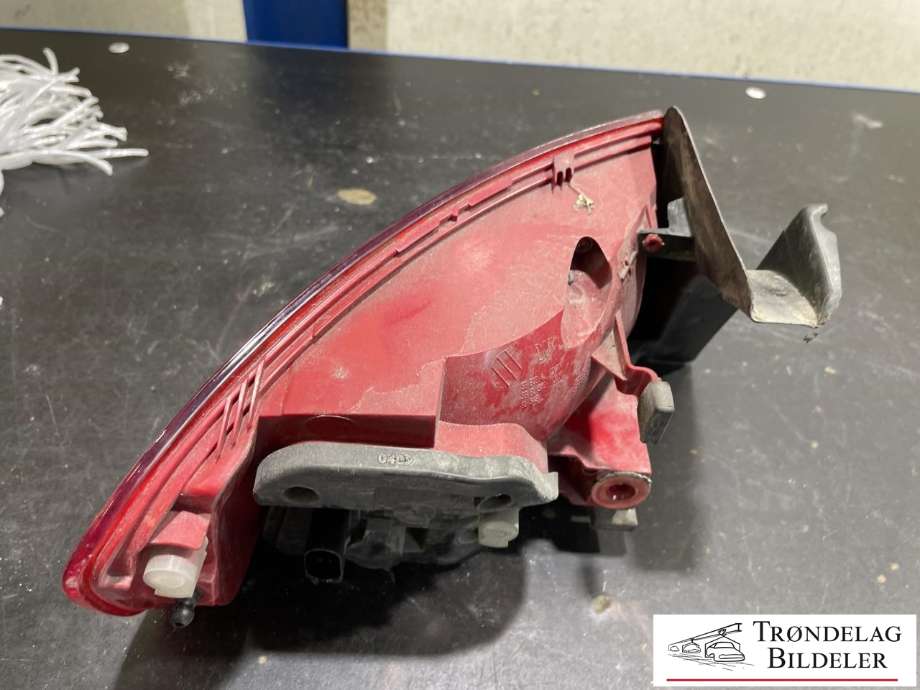 Baklykt høyre ytre til Audi S4 2009-->> (8K5 945 096 K|)