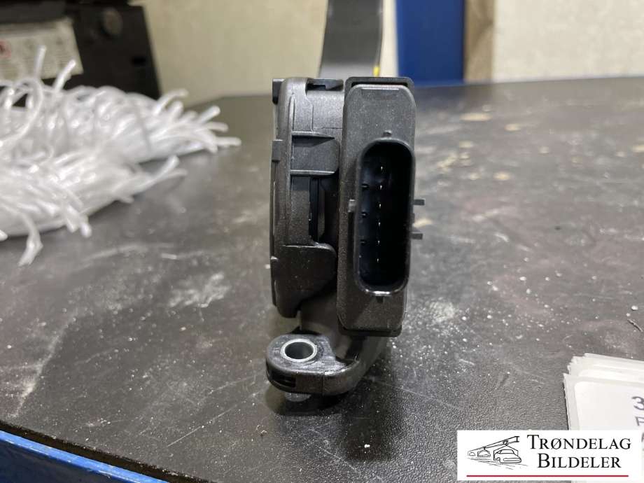 Pedal gass til Audi S4 2009-->>  (8K1 723 523|)