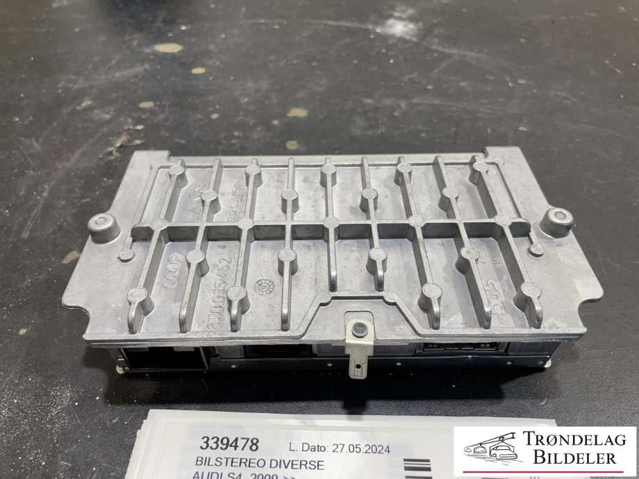 Bilstereo diverse til Audi S4 2009-->>  (8T0 035 462|)