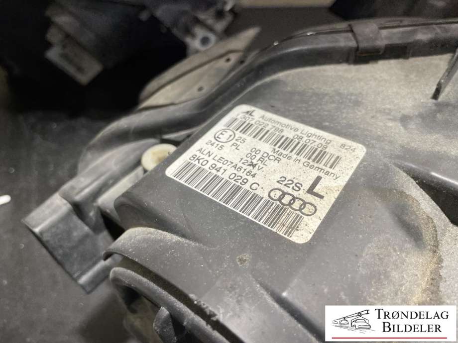 Frontlykt venstre xenon til Audi S4 2009-->> (AL|8K0 941 023 C|)
