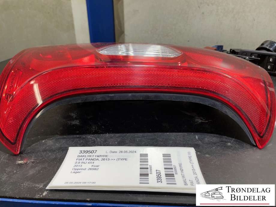 Baklykt høyre til Fiat Panda 2013-->> (Type III) (51843642|)