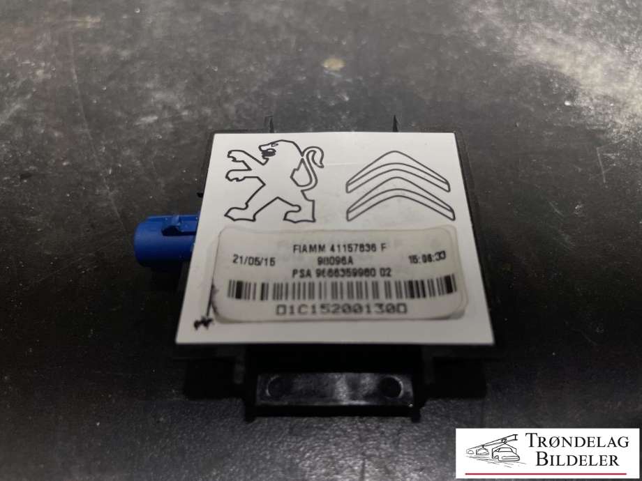 Antenne forsterker til Peugeot 508 2014-2018 (Type I, Fase 2)  (41157836F|96096A|9666359960 02)