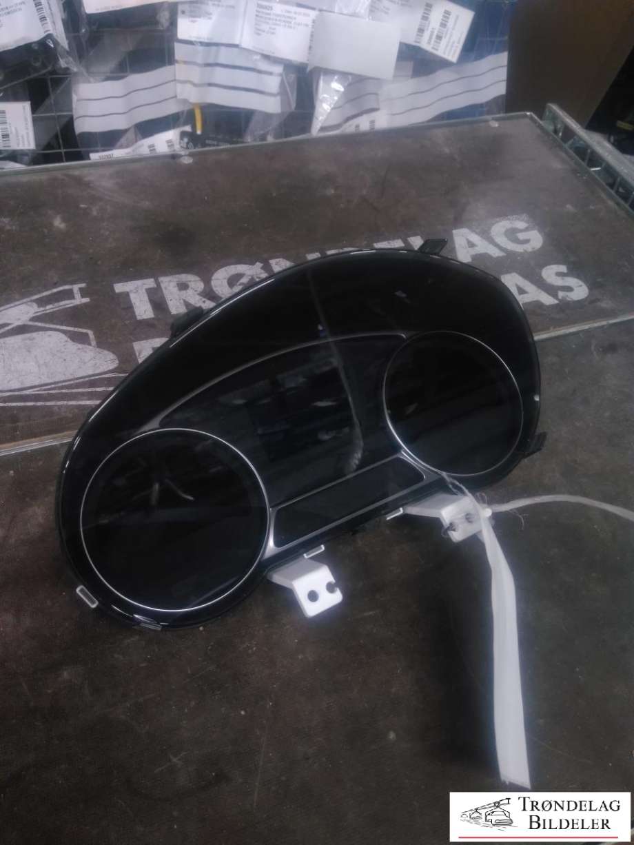 Instrumentpanel til Kia Soul, 2014-2019 (Type II)  