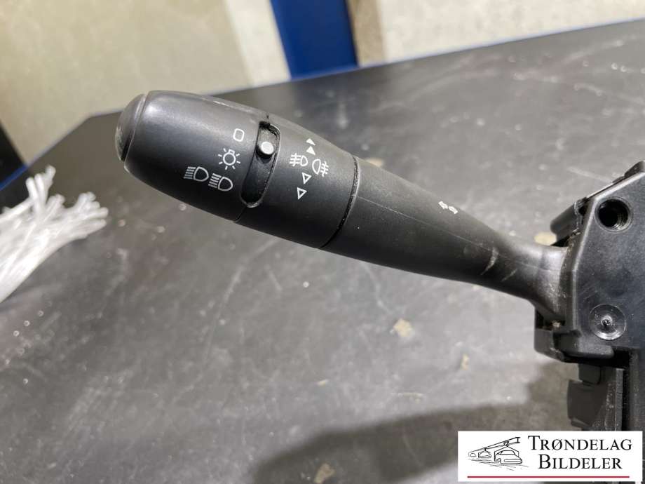 Bryter combi til Peugeot Partner 2015-2019 (Type II, Fase 2)  (98200124XT|12277958|)