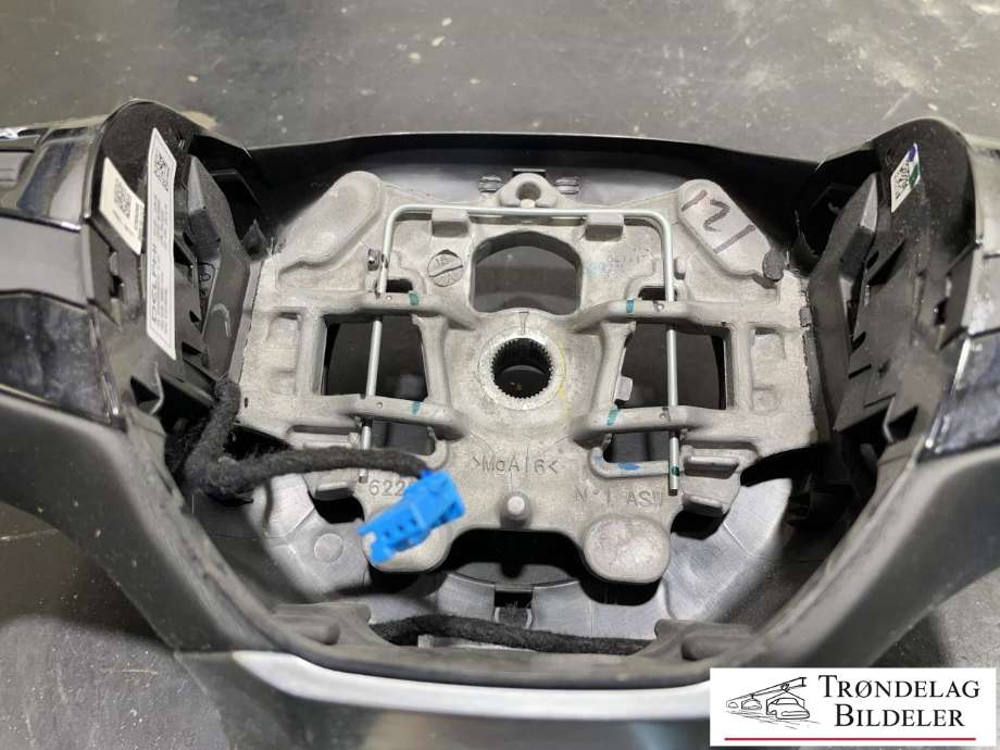 Ratt til Peugeot 308 2013-2021 (Type II)  (UTEN AIRBAG|)