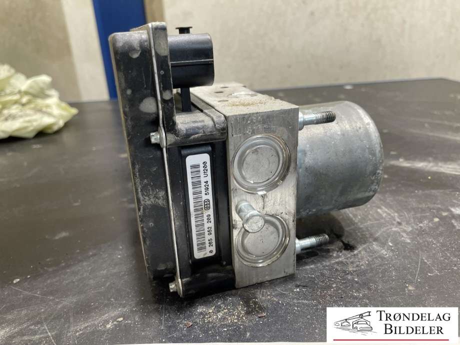 ABS sentral til Peugeot 508 2014-2018 (Type I, Fase 2)  (BOSCH|9678189680|1610368580|16 809 012 80|0265952209|)
