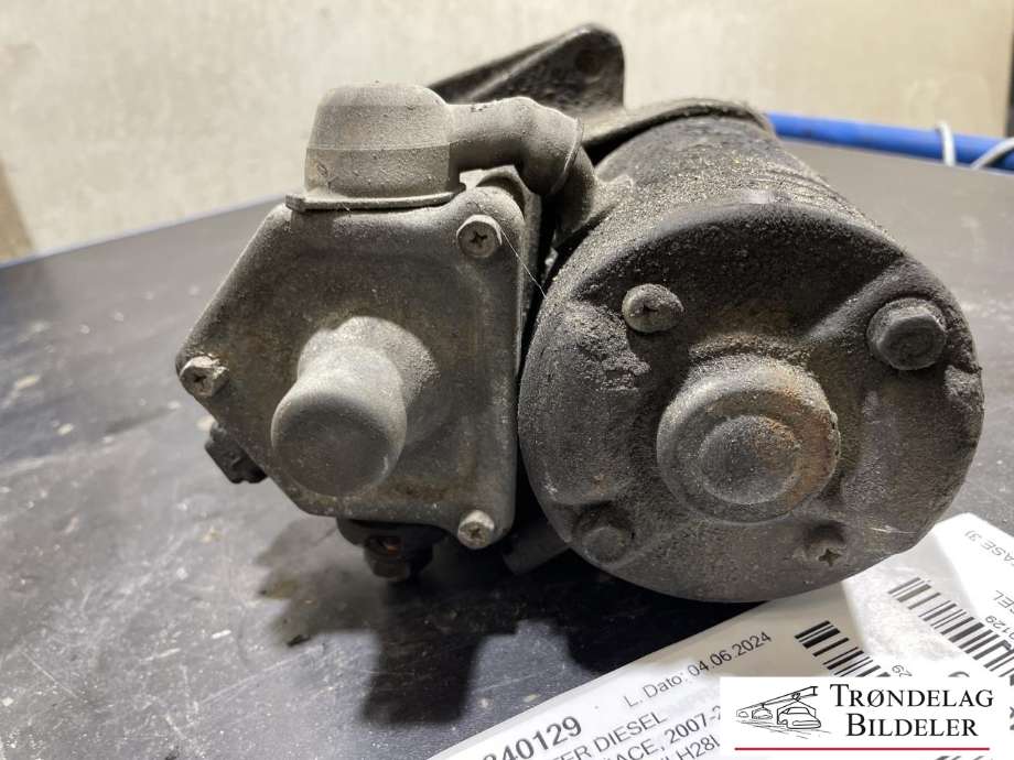 Starter diesel til Toyota Hiace 2001-2006 (Fase 2)  (28100-30050|0986020591|28100-30051|28100-30080|28100-30081|28100-67070|LRS02217|28100-30051-84|28100-67040|12V 2|7KW|25-3388|428000-0291)