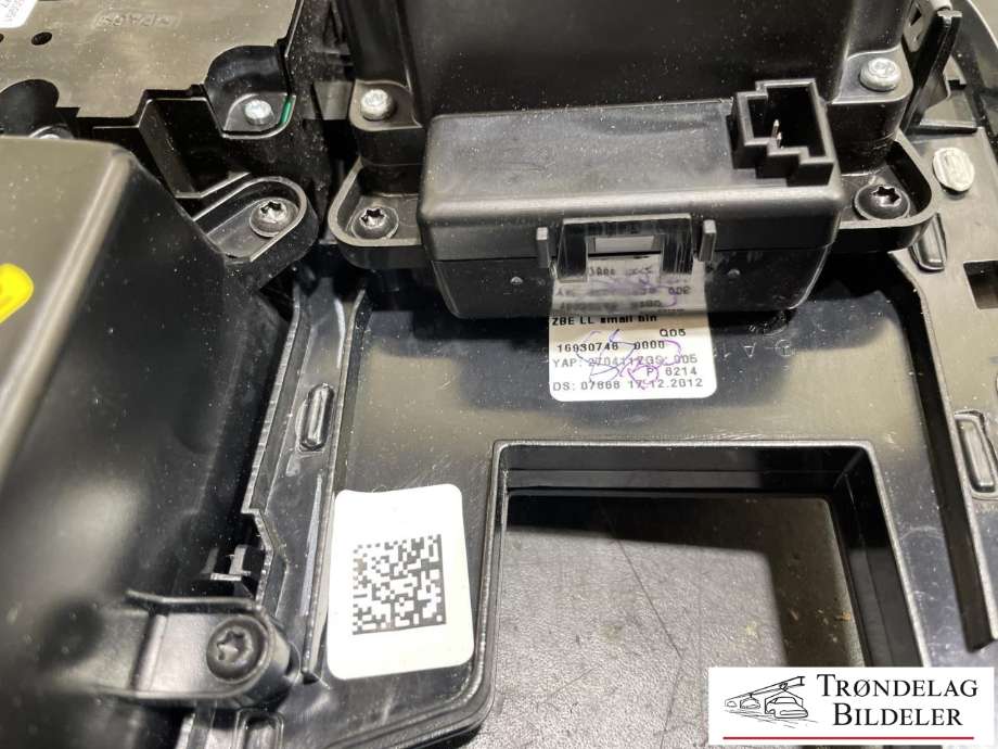 Bryter diverse til Mercedes ML 2011-2015 (Fase 1) (W166) (W166) (A 166 680 28 17 2A17|A 166 680 32 17 2A17|A 166 900 38 01)