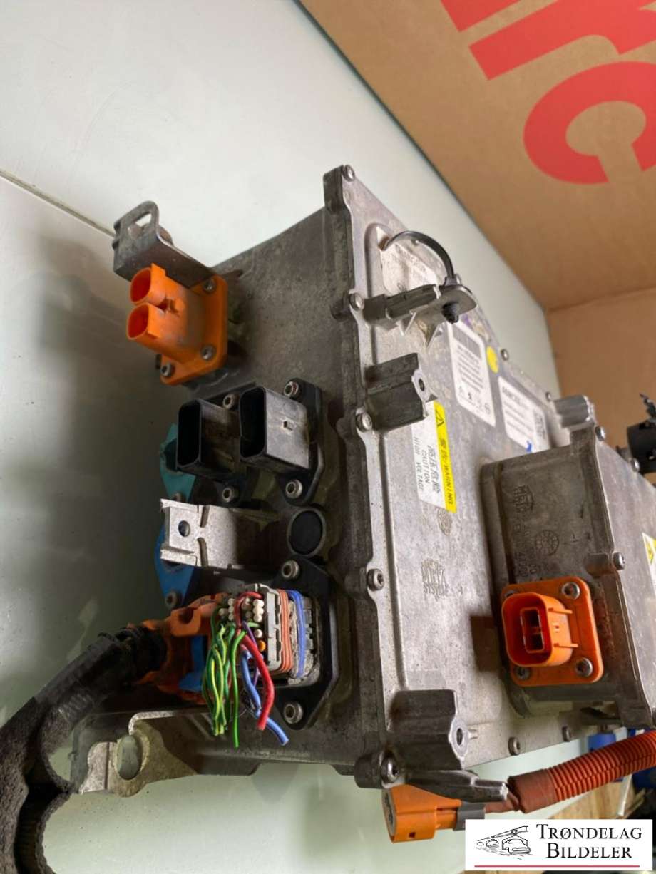 Batterilader (OBC - On Board Charger) til Peugeot e-208 2019-->>  (16 955 245 80|984128308000|9838854680|9694407980|)