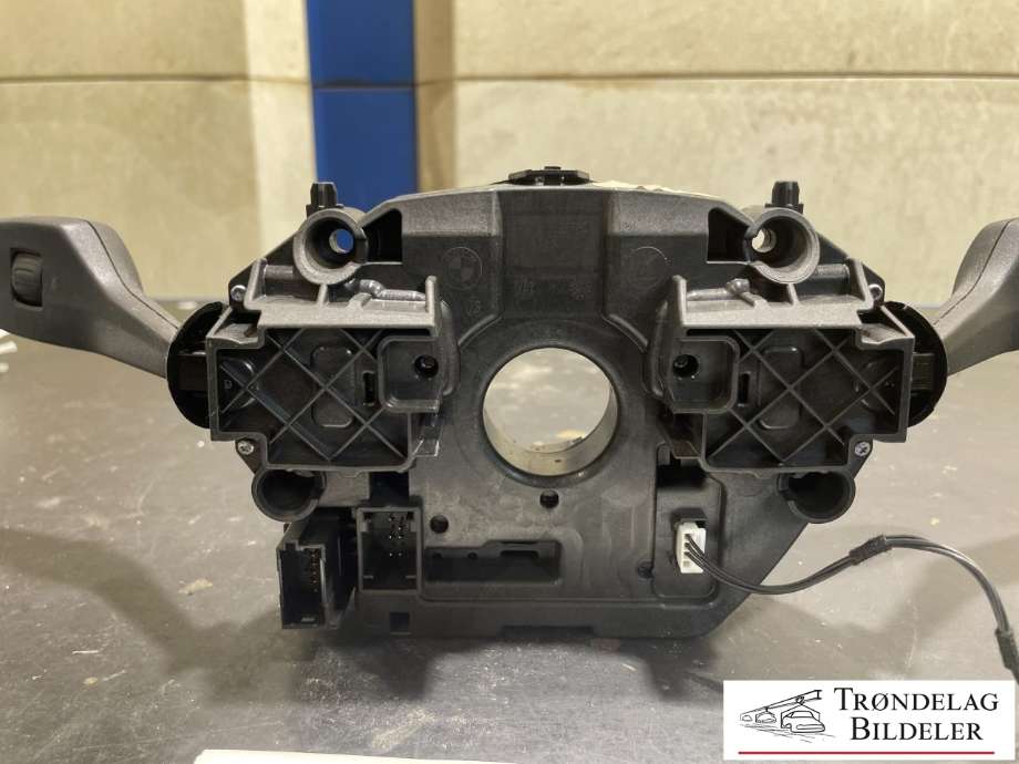 Bryter combi til BMW 3-Serie 2012-2018 (F30/F31/F34) (F30/F31/F34) (LZ 9 351 146-01|10112160-00|)