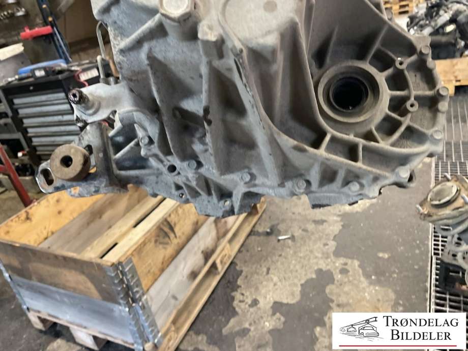 Girkasse manuell 6-trinn til Toyota Avensis 2009-2015 (Type III, Fase 1) (30300-05060|)