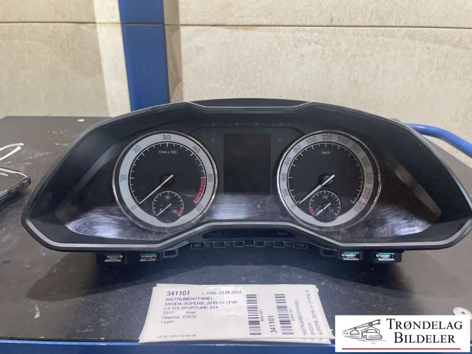 Instrumentpanel til Škoda Superb, 2015-->> (Type III)  (3V0 920 711B)