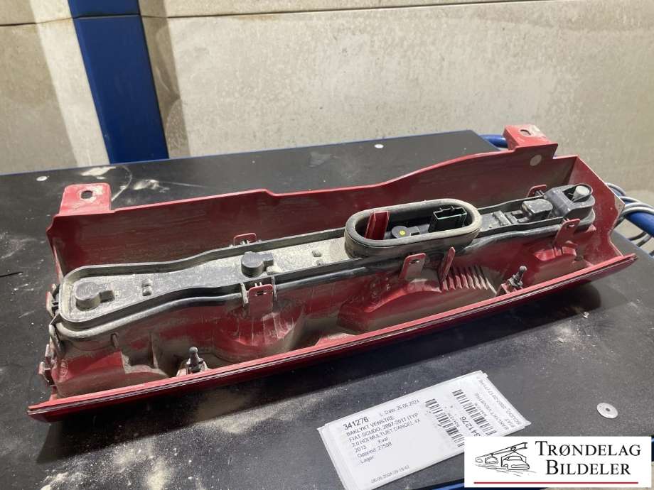 Baklykt venstre til Fiat Scudo 2007-2017 (Type II)  (9467069888|)
