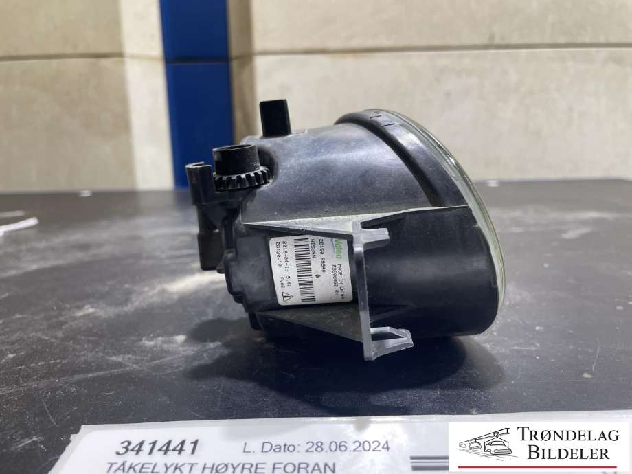 Tåkelykt høyre foran til Nissan X-Trail 2014-2022 (T32) (T32) (VALEO|26150 8994A|)