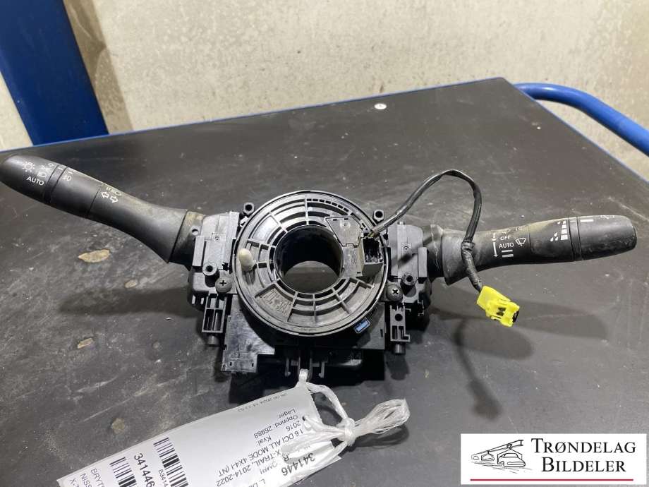 Bryter combi til Nissan X-Trail 2014-2022 (T32) (T32) (25554 4CE0A|)