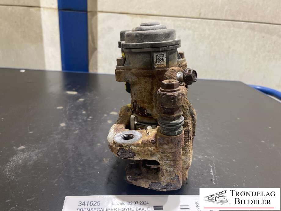Bremsecaliper høyre bak, elektrisk til Nissan X-Trail 2014-2022 (T32) (T32) (440014CA0A|440014CA2A|)
