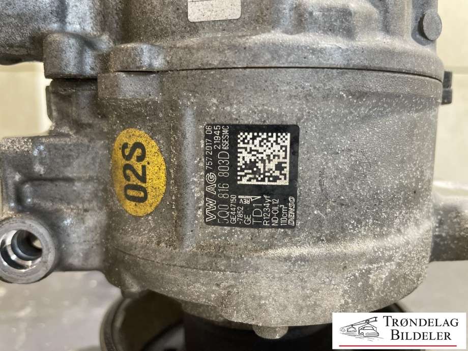 Aircondition kompressor til Škoda Superb 2015-->> (Type III)  (890607|5Q0 816 803 D|5Q0816803|5Q0816803B|5Q0816803C|5Q0816803D|5Q0816803H|5Q0816803J|5Q0816803Q|5Q0820803P|5Q0 820 803 Q)