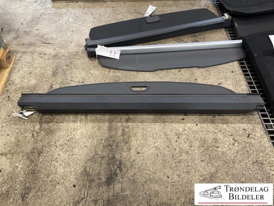 Bagasjerom rollon til Mercedes ML 2011-2015 (Fase 1) (W166) (W166) (A 166 810 00 09 9051|A 166 810 04 01 9051|)