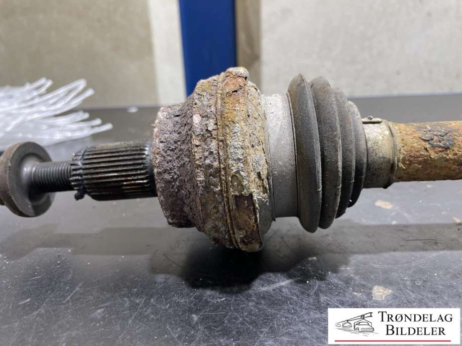 Drivaksel venstre bak, diesel/manuell til Audi A3 2009-2012 (Type II, Fase 2)