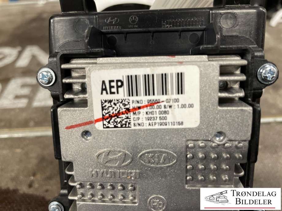 Dashbord trådløs mobillader til Hyundai Ioniq Electric 2019-->> (Fase 2) (95560-07100|)
