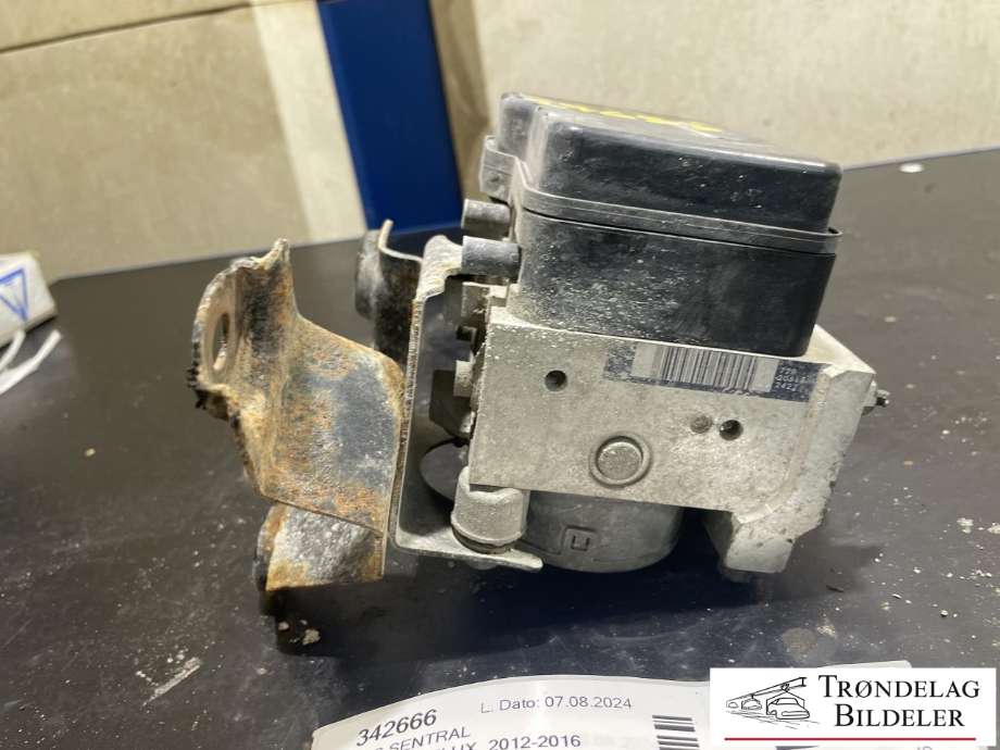 ABS sentral til Toyota Hilux 2012-2016 (4405071030|)