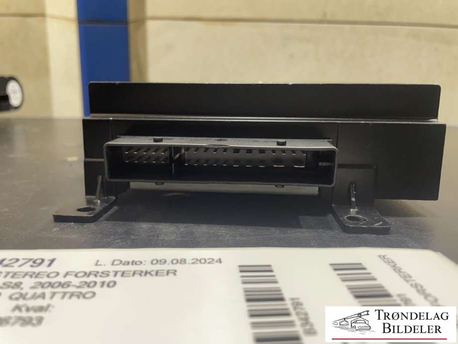 Bilstereo forsterker til Audi S8 2006-2010  (4E0 035 466|)