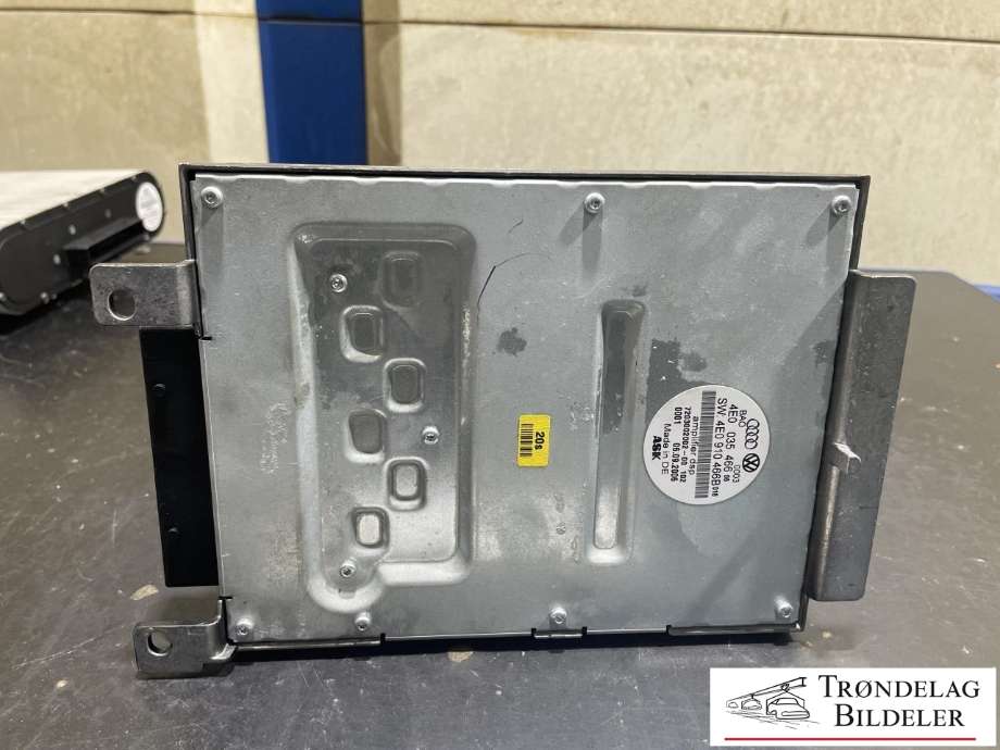 Bilstereo forsterker til Audi S8 2006-2010  (4E0 035 466|)
