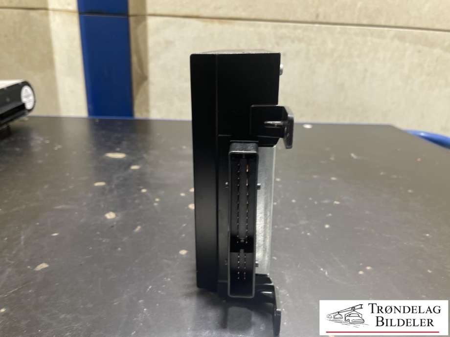 Bilstereo forsterker til Audi S8 2006-2010  (4E0 035 466|)