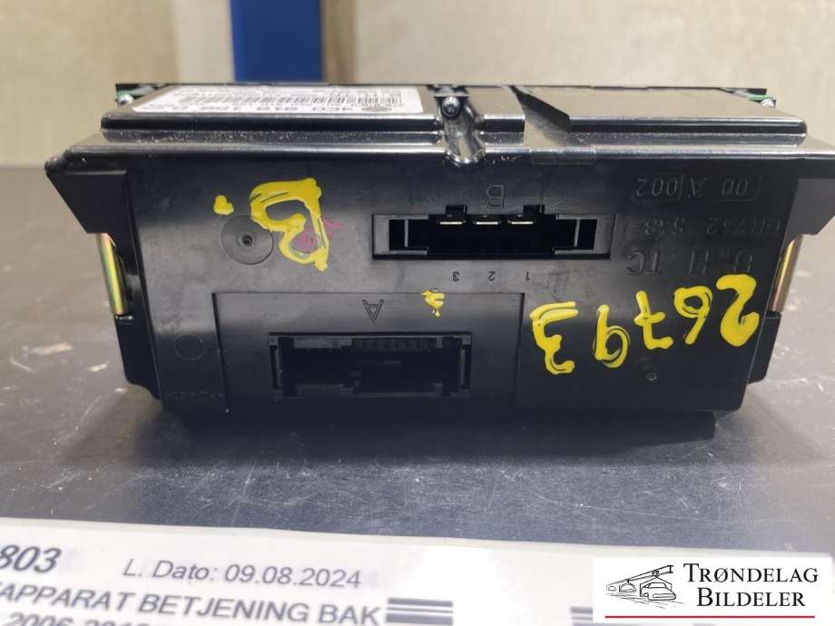 Varmeapparat betjening bak til Audi S8 2006-2010  (4E0 919 158 D|)