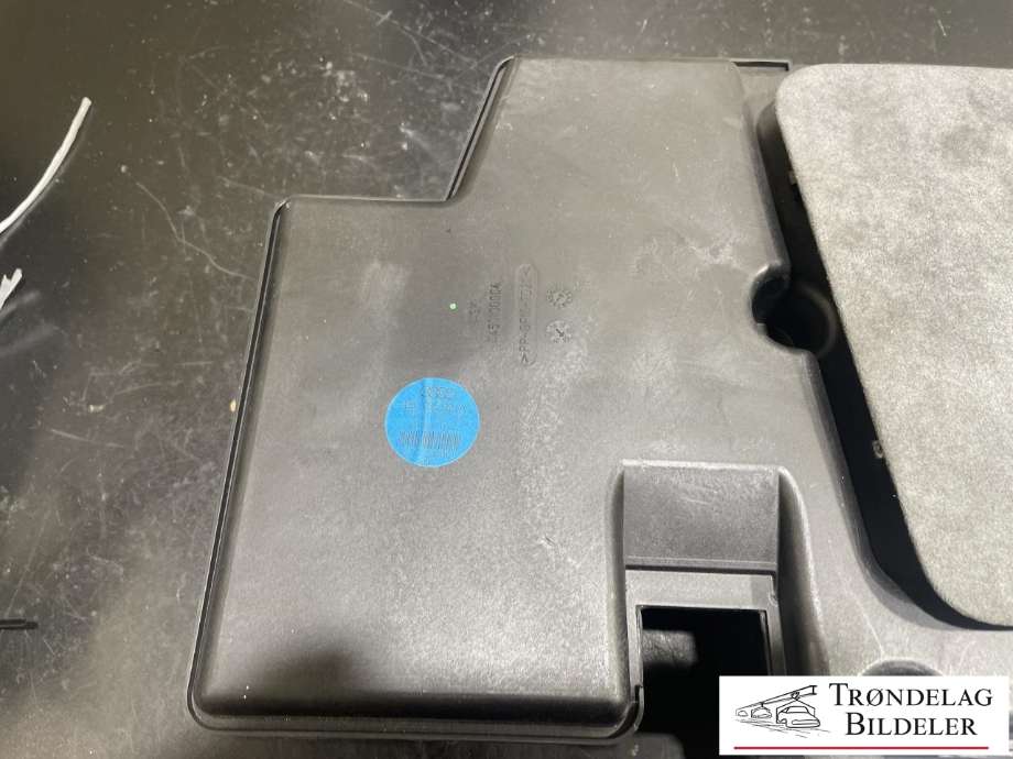 Bilstereo sub-woofer til Audi S8 2006-2010  (4E0 035 621 A|)