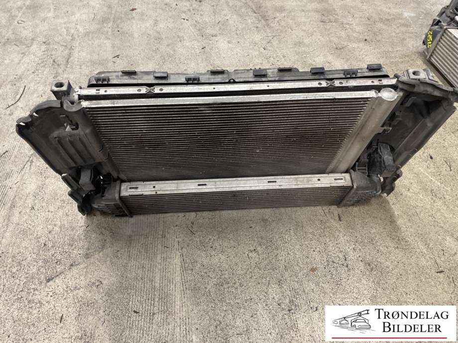 Radiatorpakke til Volvo V70 2007-2013 (Type III, Fase 1)