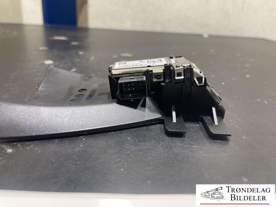 Parkeringskamera foran til BMW 2-Serie, Active/Gran Tourer 2014-->> (F45/F46) (F45/F46) (9384687-01|153210542|)