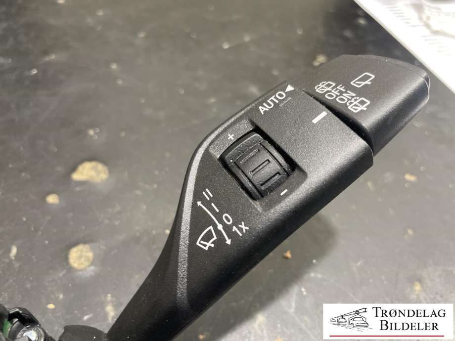 Bryter combi til BMW 2-Serie, Active/Gran Tourer 2014-->> (F45/F46) (F45/F46) (9368599 AI02|)