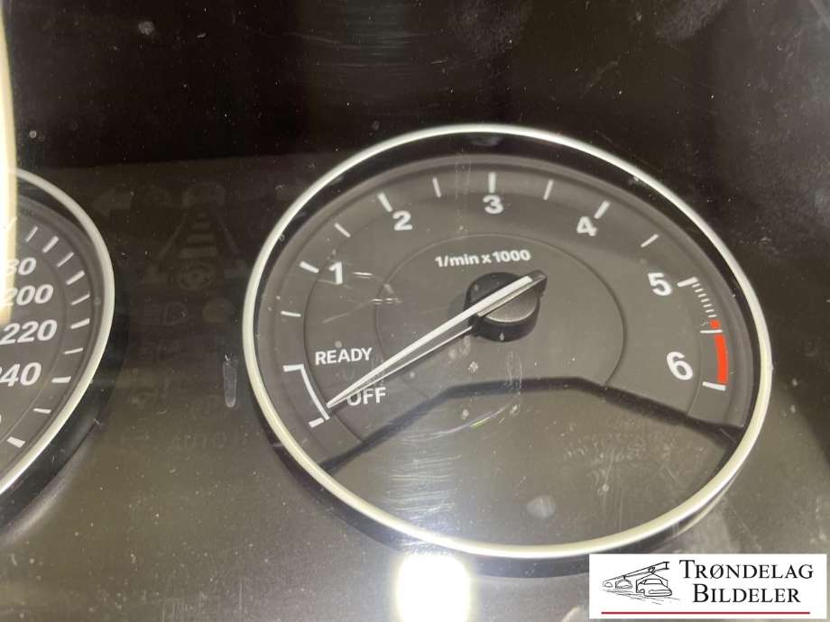 Instrumentpanel til BMW 2-Serie, Active/Gran Tourer 2014-->> (F45/F46) (F45/F46) (VDO|9 295 446|)