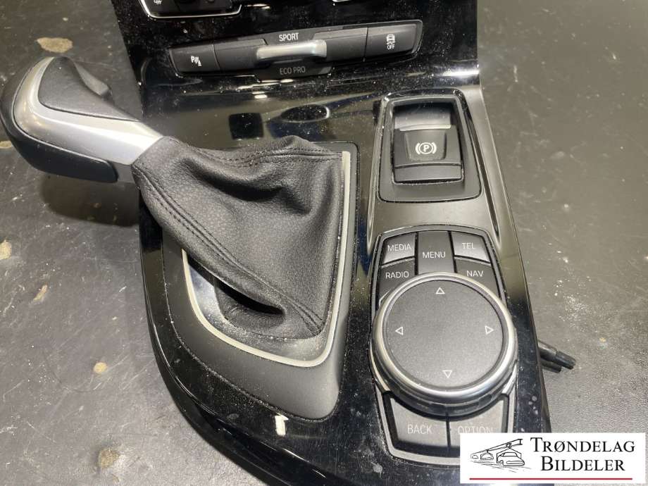 Girstang/girvelger automat til BMW 2-Serie, Active/Gran Tourer 2014-->> (F45/F46) (F45/F46) (9287611-10|)