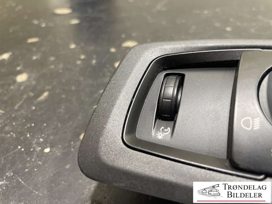 Bryter lys til BMW 2-Serie, Active/Gran Tourer 2014-->> (F45/F46) (F45/F46) (9311727 04|)