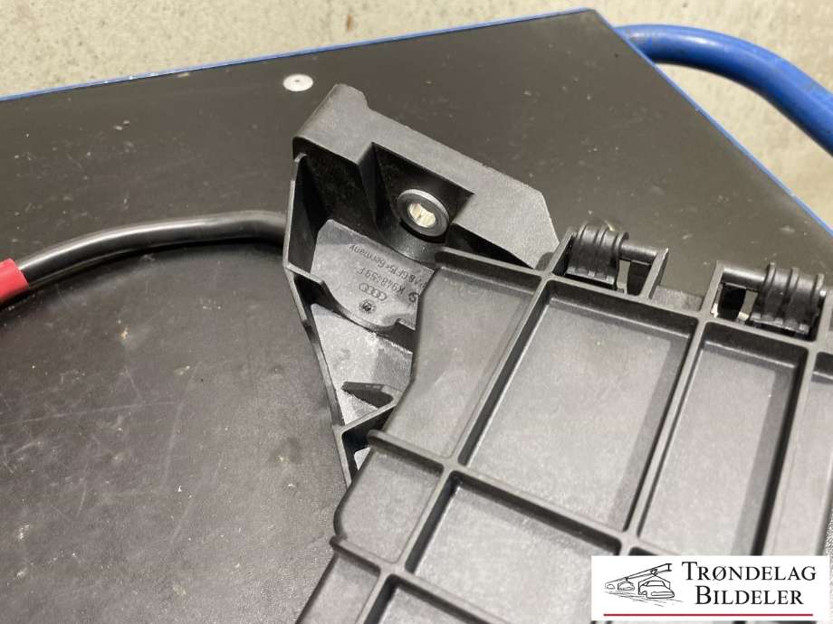 Styreenhet batteri til Audi S8 2006-2010  