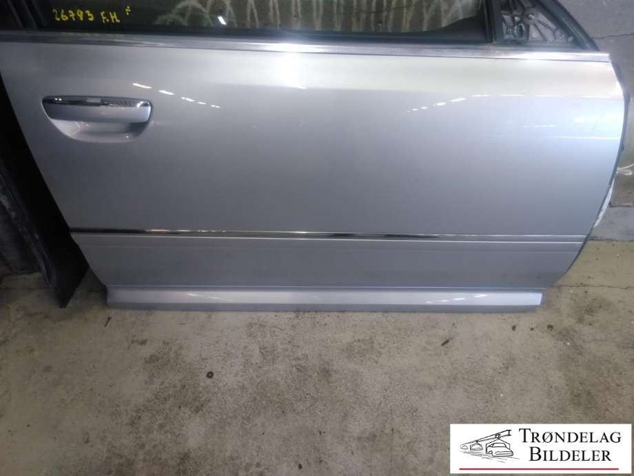 Dør høyre foran til Audi S8 2006-2010 (4E0 831 052 C|)