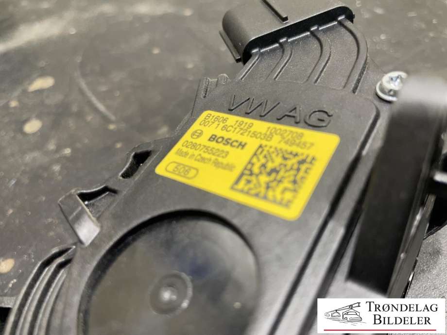Pedal gass til Škoda Rapid 2012-2019 (VW AG|6C1721503B|)