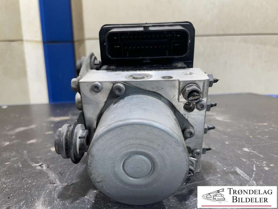 ABS sentral til Škoda Rapid 2012-2019 (TRW|6R0 614 517 CA|)