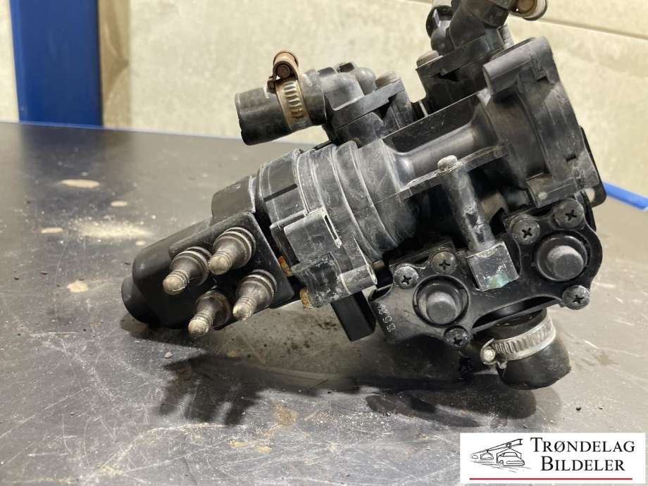 Vannpumpe elektrisk til Audi S8 2006-2010 (4E0 959 617 C|)