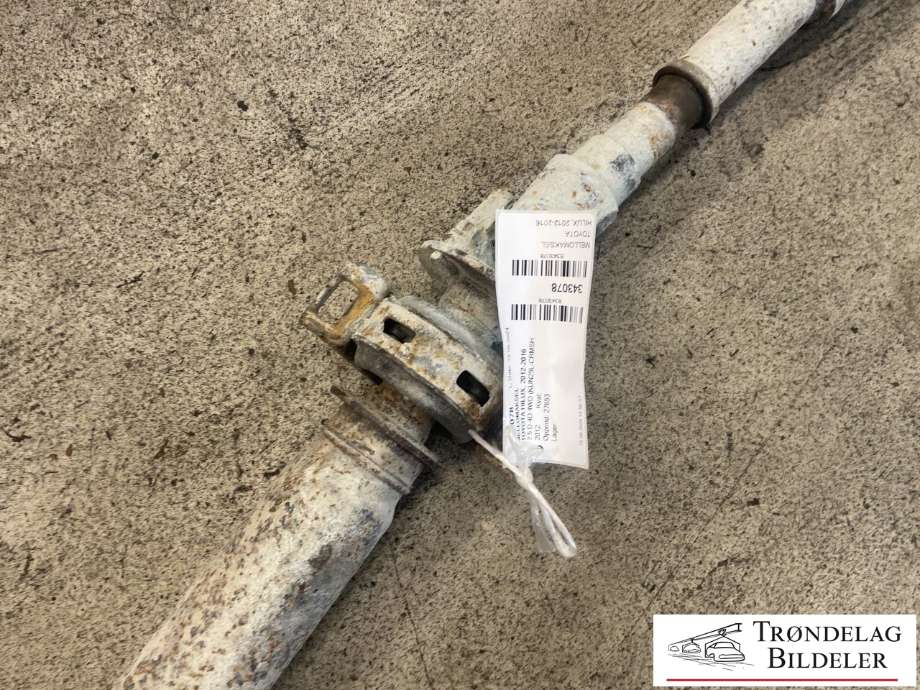 Mellomaksel til Toyota Hilux 2012-2016  (371000K030|)