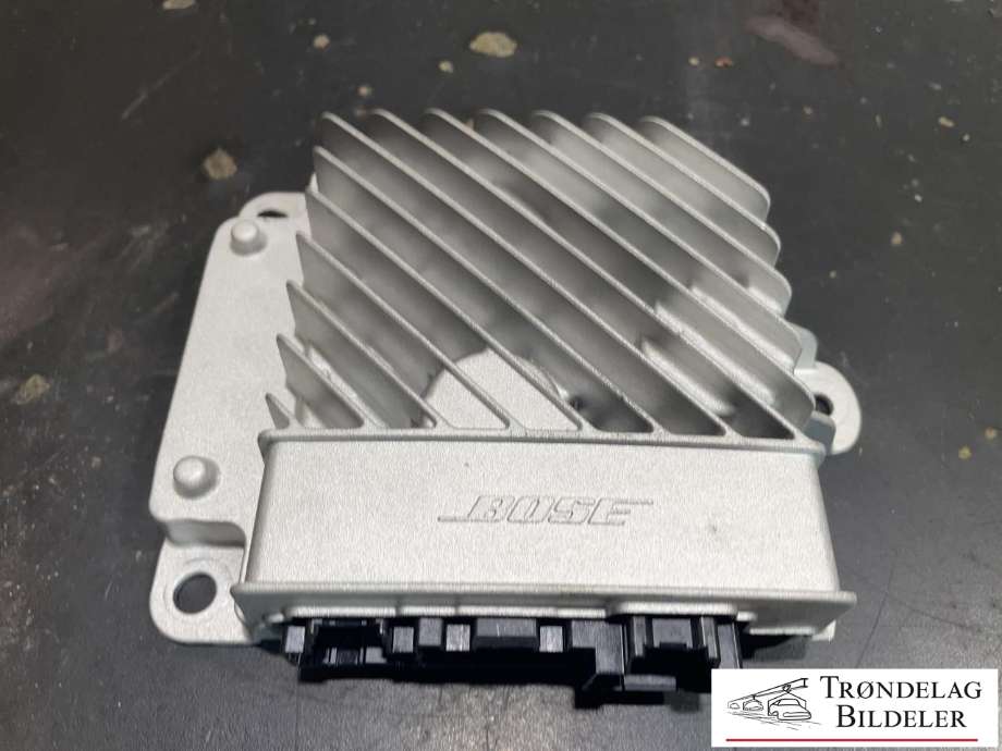Bilstereo forsterker til Mazda CX-5 2012-2017 (Type I)  (15114187|KA0H 66 A20|)
