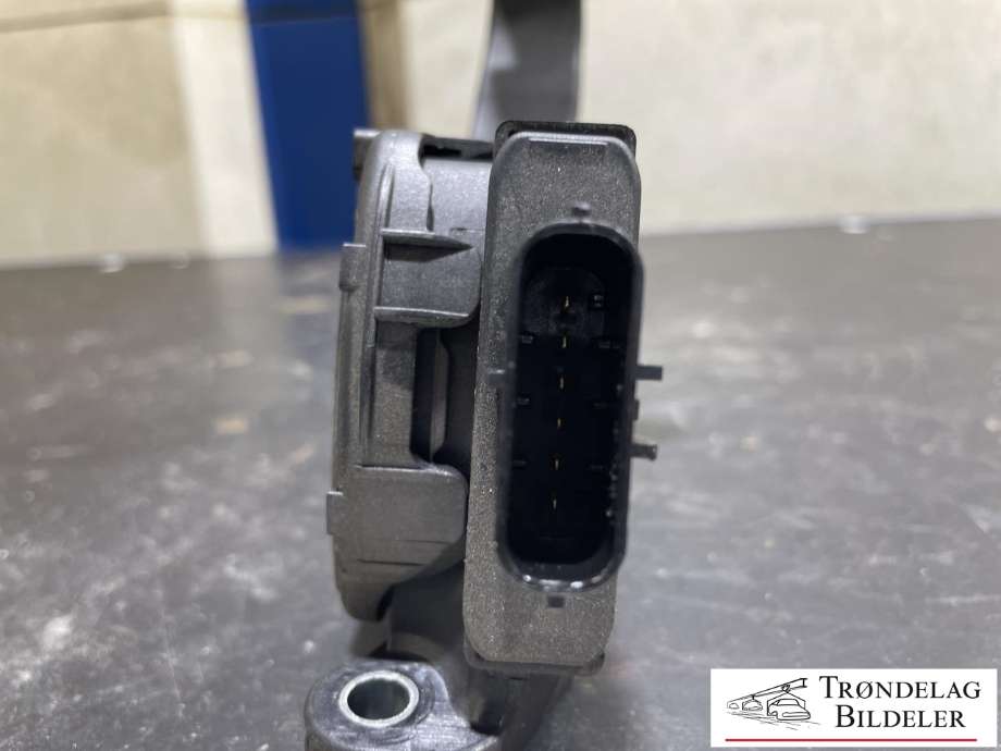 Pedal gass til Audi A6 2011-2014 (Type IV, Fase 1) (C7) (C7) (8K1 723 523 A|6PV 009 505-21|)