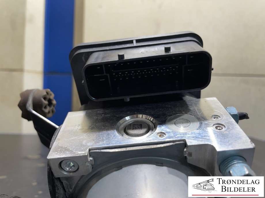 ABS sentral til BMW 1-Serie 2011-2015 (Fase 1) (F20/F21) (F20/F21) (689 726|28515127203|)