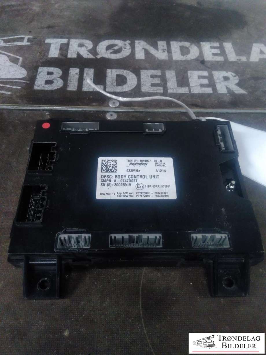Styreenhet comfort (BCM) til Tesla Model S 2013-2016 (Fase 1)