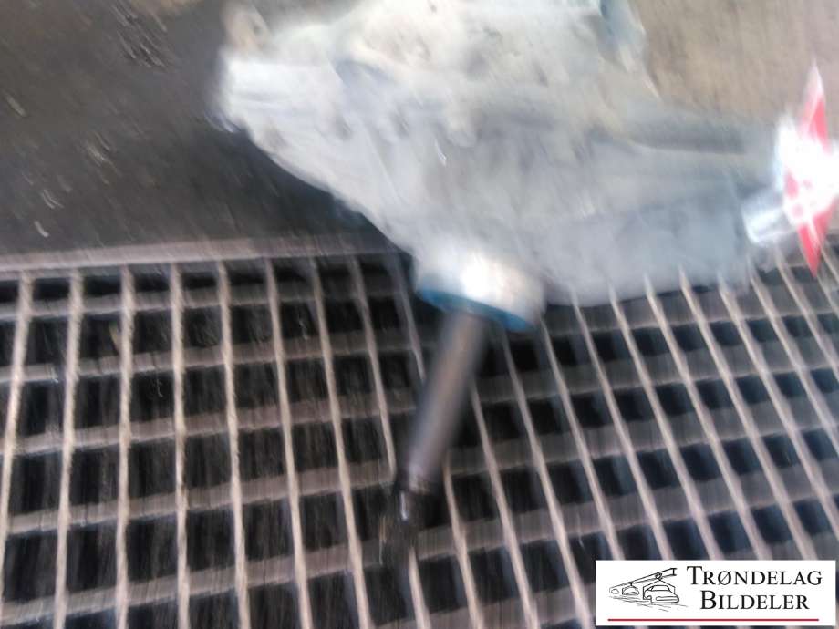 Kardang klokke foran til SsangYong Rexton 2007-2013 (Y250) (Y250) 