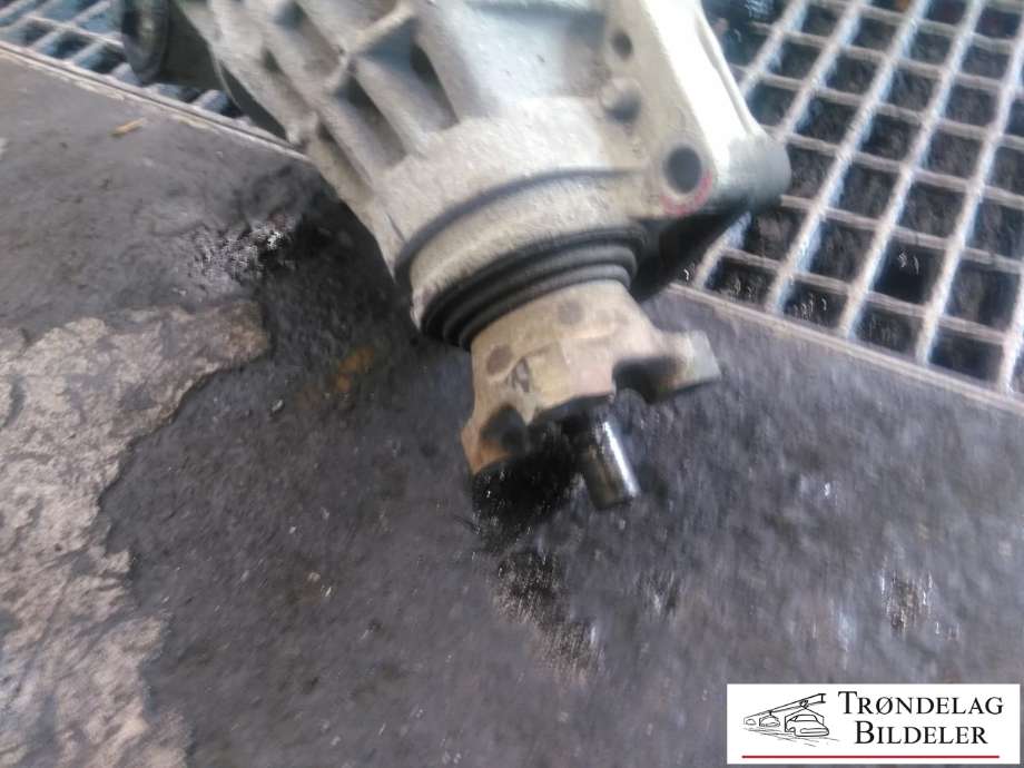Kardang klokke foran til SsangYong Rexton 2007-2013 (Y250) (Y250) 