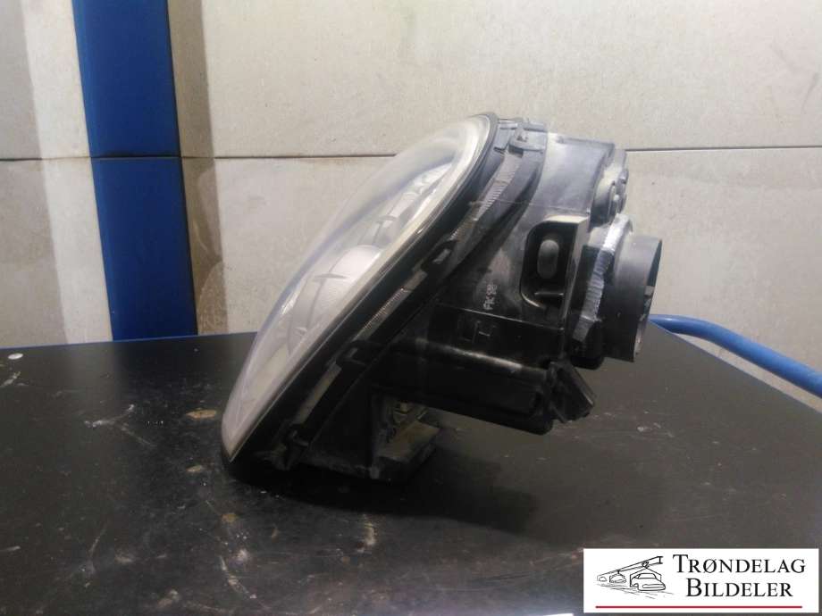 Frontlykt venstre halogen til SsangYong Rexton 2007-2013 (Y250) (Y250) (8310108B14|)