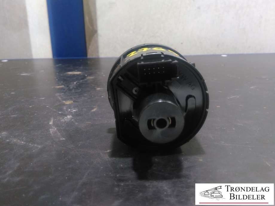Bryter lys til Škoda Octavia 2013-2016 (Type III, Fase 1) (VW AG|5E0 941 431 D|)
